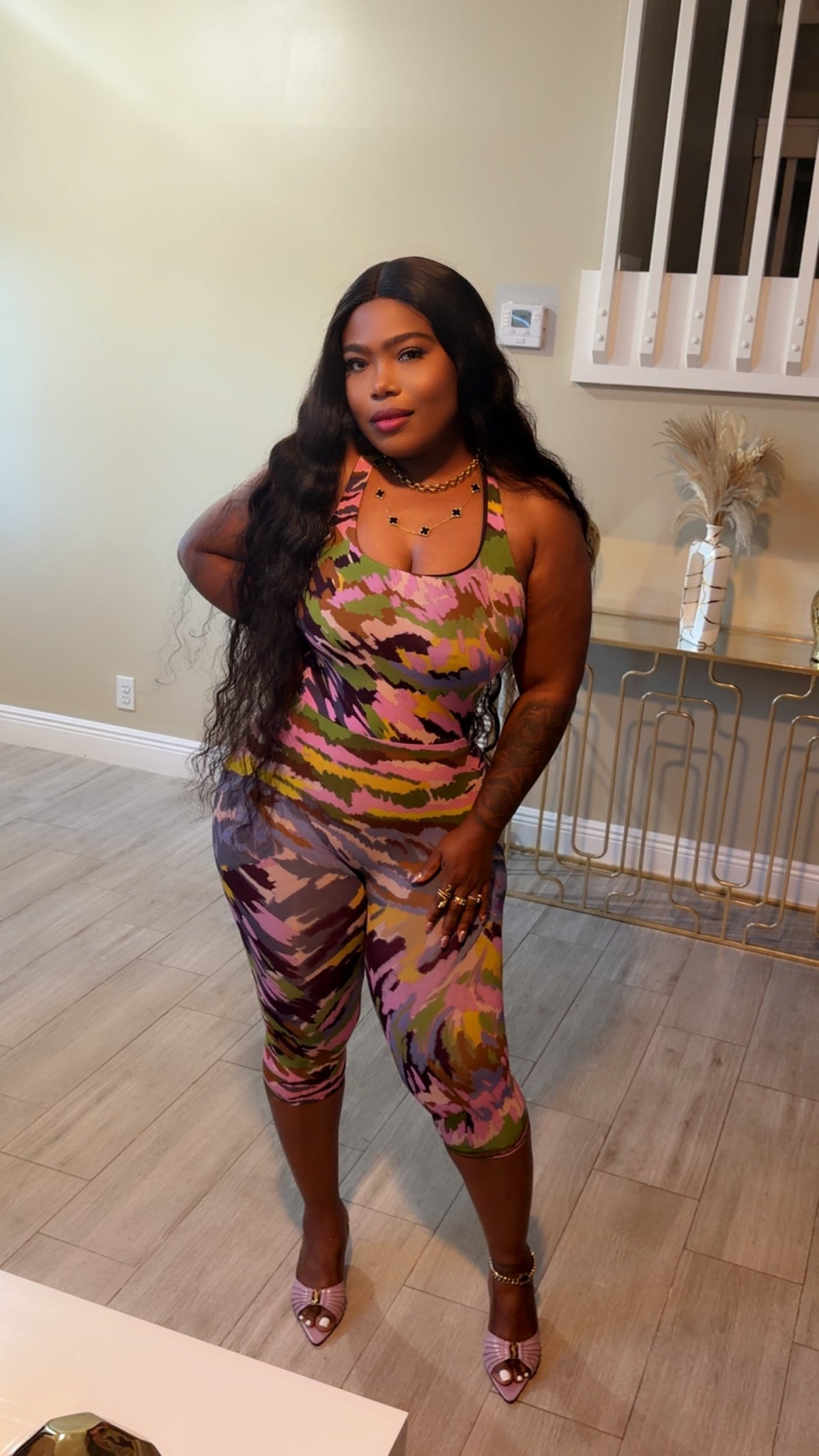 Purple roses Capri set