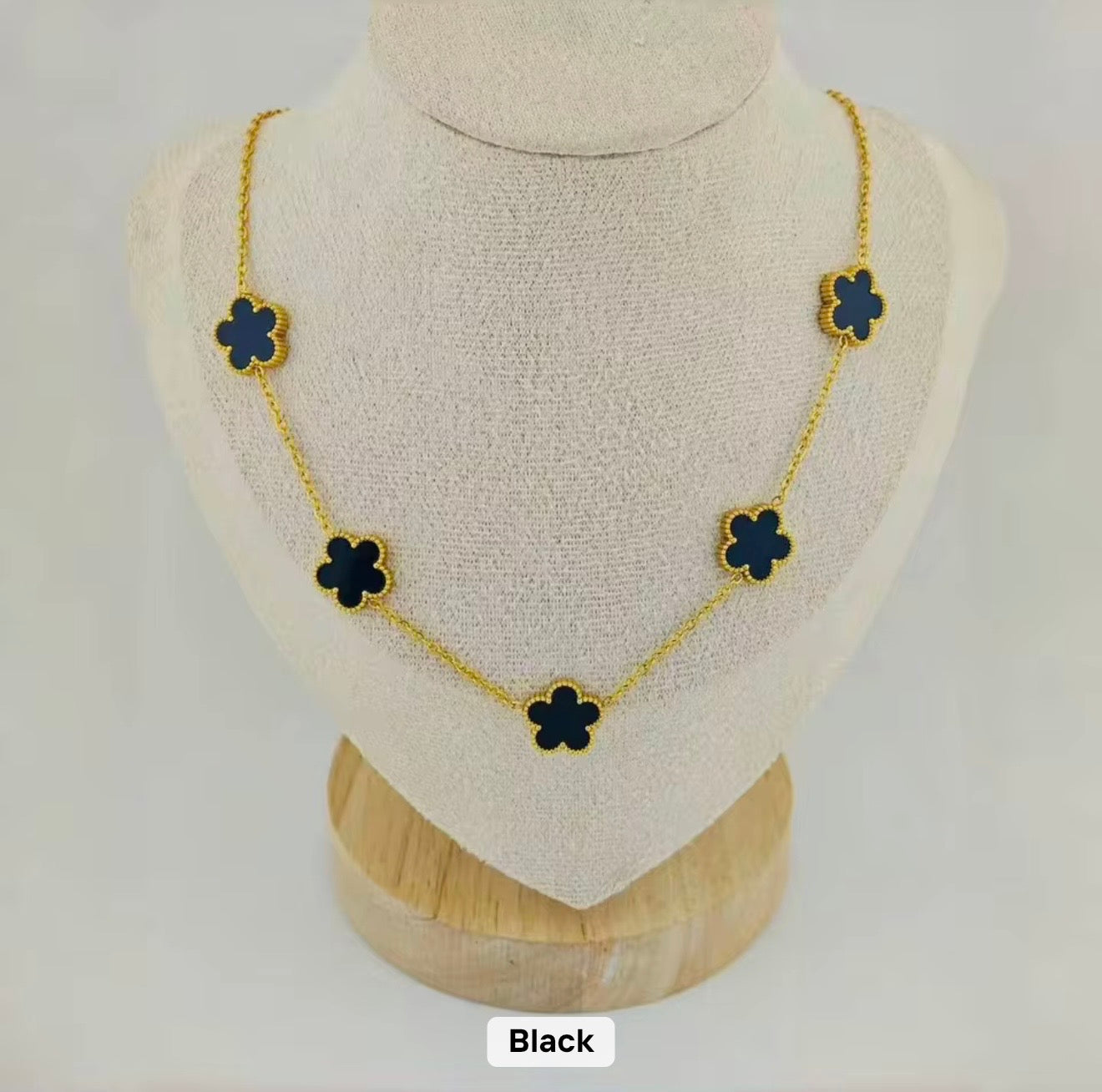 Clover Necklace