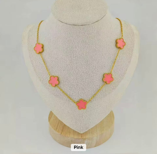 Clover Necklce
